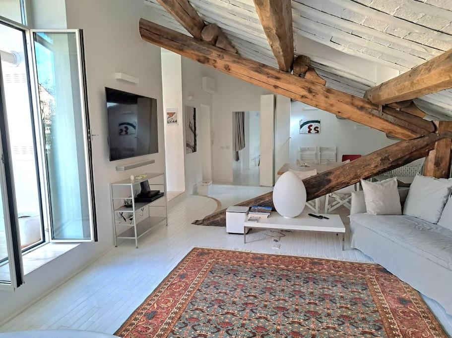 Ferienhaus Pantheon White Penthouse